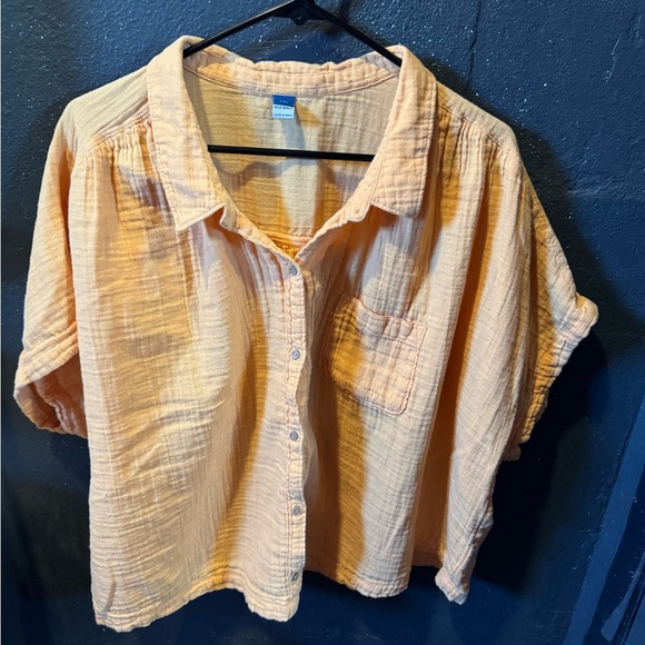Old Navy Yellow Cotton Cropped Button-Down Shirt - Picture 1 of 4